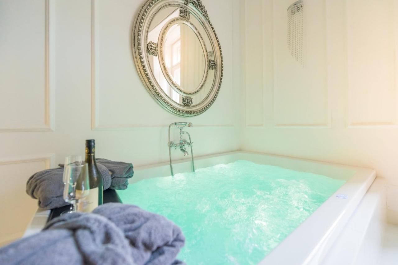 Jacuzzi Sinagoga View Apartment Budapest Exterior photo